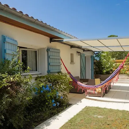 La Maison Bleue *