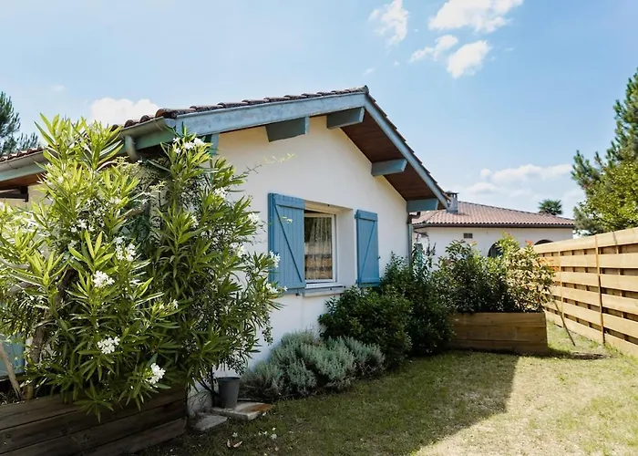 펜션 La Maison Bleue Linxe